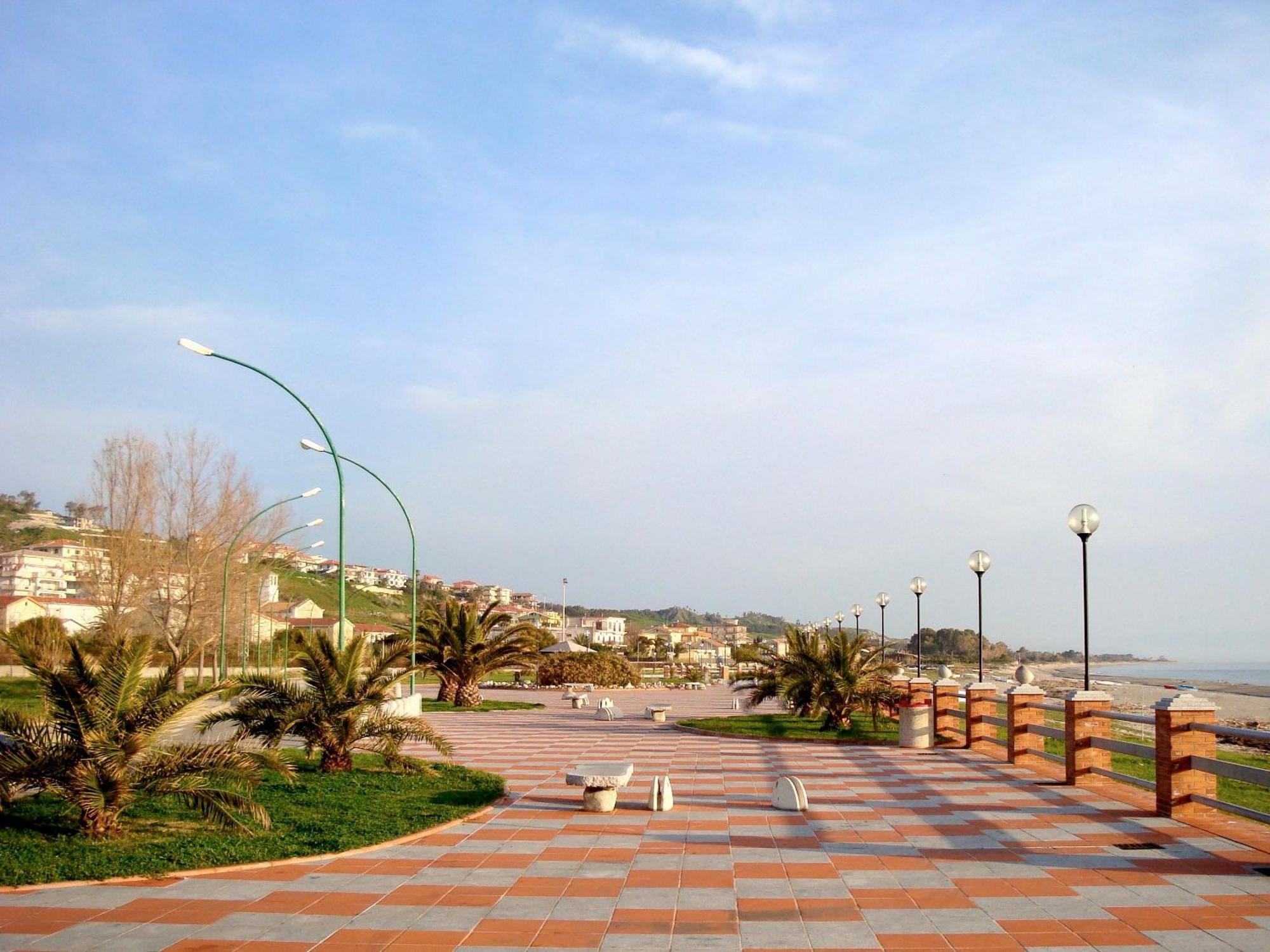 Alba Serena Santa Caterina Dello Ionio Marina Exterior photo